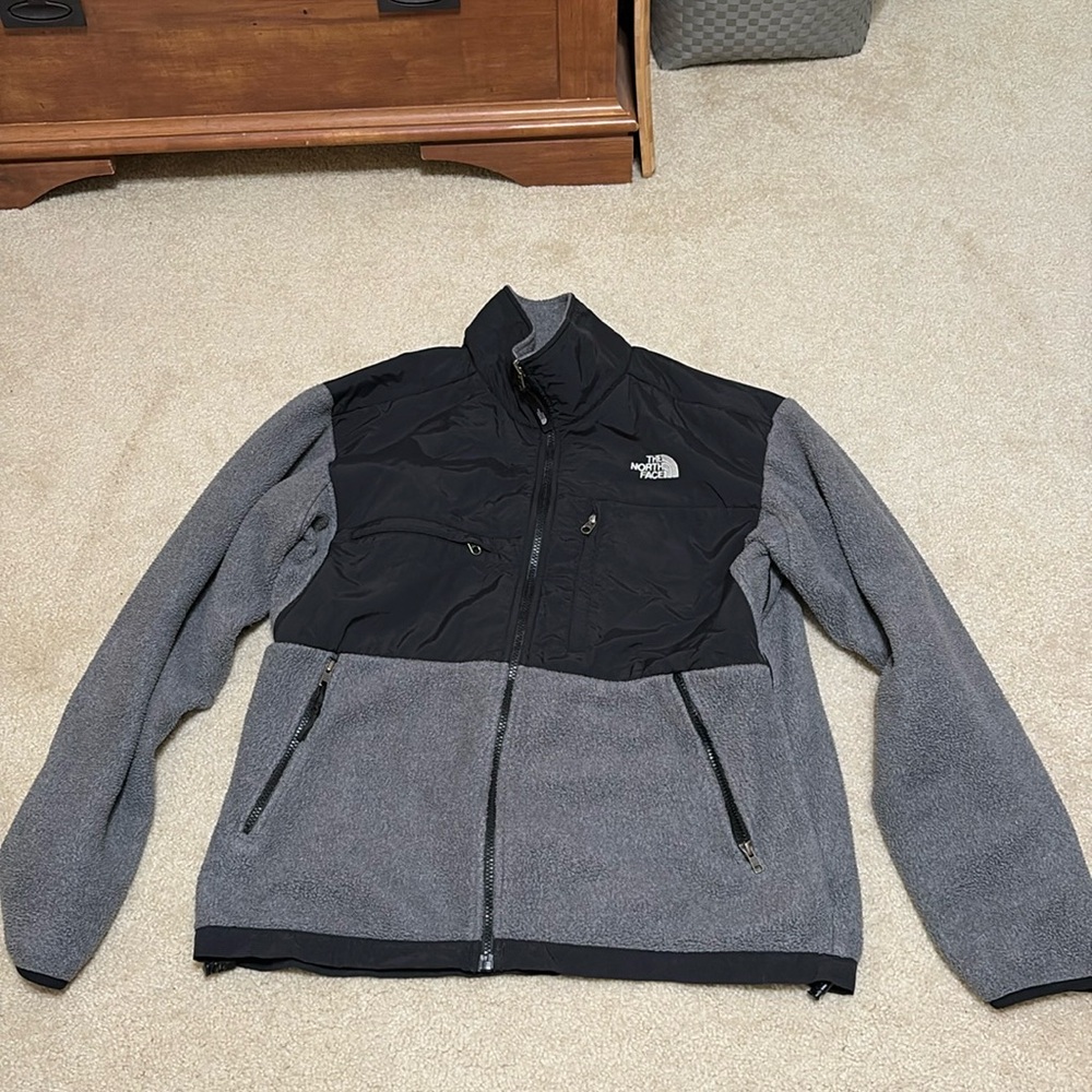 North Face Denali Jacket Mens Gray Black Fleece Full Zip Long Sleeve Medium EUC